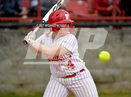 Thumbnail 3 in Gravette @ Farmington photogallery.