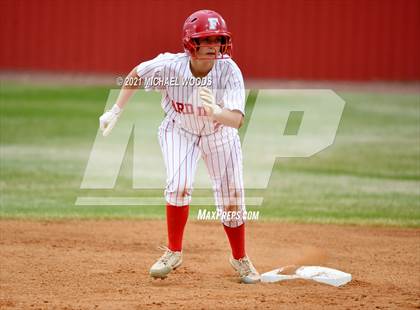 Thumbnail 3 in Gravette @ Farmington photogallery.