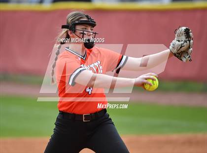 Thumbnail 2 in Gravette @ Farmington photogallery.