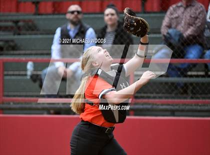 Thumbnail 3 in Gravette @ Farmington photogallery.