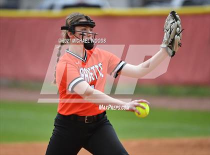 Thumbnail 2 in Gravette @ Farmington photogallery.