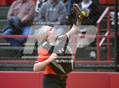 Thumbnail 1 in Gravette @ Farmington photogallery.