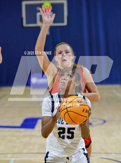Thumbnail 2 in Bishop Kenny vs. Marietta (She Got Game Classic) photogallery.