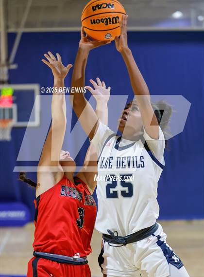 Thumbnail 3 in Bishop Kenny vs. Marietta (She Got Game Classic) photogallery.