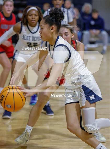 Thumbnail 2 in Bishop Kenny vs. Marietta (She Got Game Classic) photogallery.