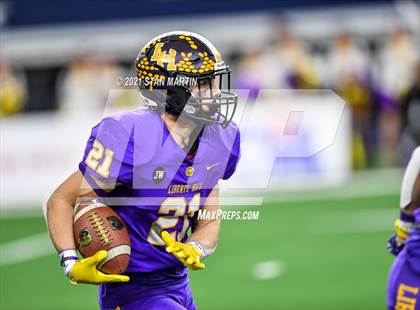 Thumbnail 2 in South Oak Cliff vs. Liberty Hill (UIL 5A D2 Final) photogallery.