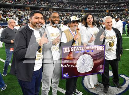 Thumbnail 3 in South Oak Cliff vs. Liberty Hill (UIL 5A D2 Final) photogallery.
