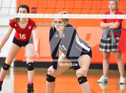Thumbnail 2 in Ursuline Academy @ McGehee photogallery.