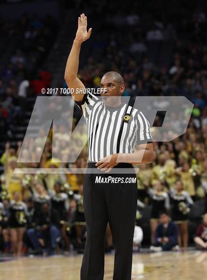 Thumbnail 3 in Bishop Montgomery vs. Woodcreek (CIF State Open Division Final) photogallery.