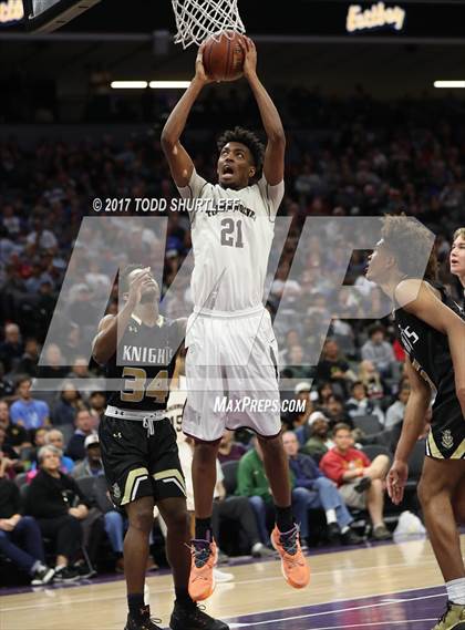 Thumbnail 3 in Bishop Montgomery vs. Woodcreek (CIF State Open Division Final) photogallery.