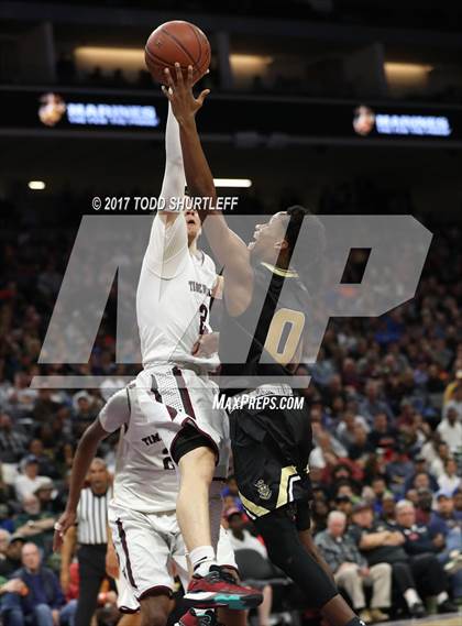 Thumbnail 2 in Bishop Montgomery vs. Woodcreek (CIF State Open Division Final) photogallery.
