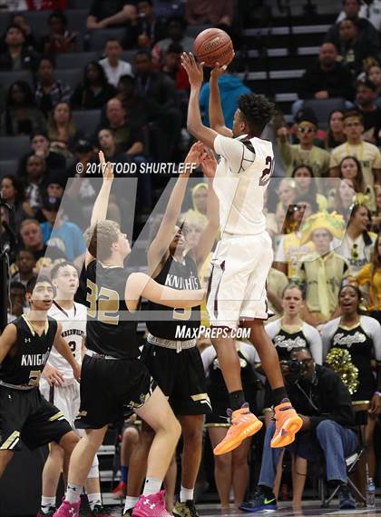 Thumbnail 3 in Bishop Montgomery vs. Woodcreek (CIF State Open Division Final) photogallery.