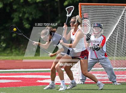 Thumbnail 3 in Lauralton Hall vs. New Fairfield (CIAC Class S Final) photogallery.