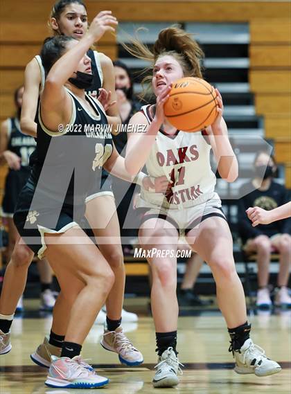 Thumbnail 3 in Calabasas @ Oaks Christian photogallery.