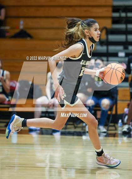 Thumbnail 1 in Calabasas @ Oaks Christian photogallery.