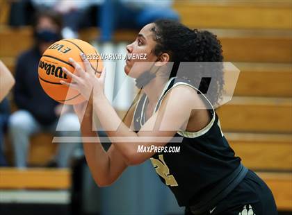 Thumbnail 3 in Calabasas @ Oaks Christian photogallery.