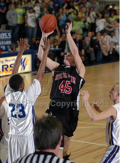 Thumbnail 1 in Muhlenberg South @ Muhlenberg North photogallery.