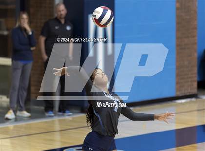 Thumbnail 3 in O'Fallon @ Belleville East photogallery.
