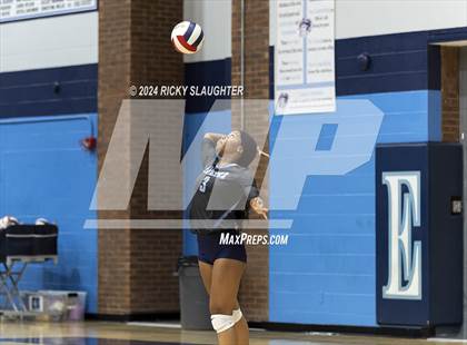 Thumbnail 1 in O'Fallon @ Belleville East photogallery.