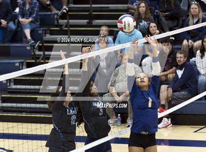 Thumbnail 2 in O'Fallon @ Belleville East photogallery.