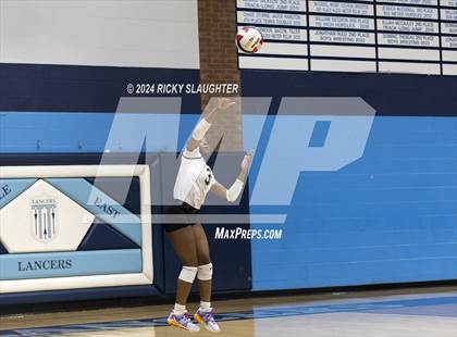 Thumbnail 1 in O'Fallon @ Belleville East photogallery.