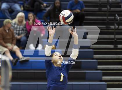 Thumbnail 2 in O'Fallon @ Belleville East photogallery.