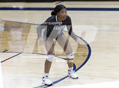 Thumbnail 1 in O'Fallon @ Belleville East photogallery.