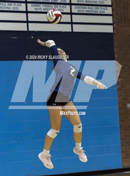 Thumbnail 2 in O'Fallon @ Belleville East photogallery.