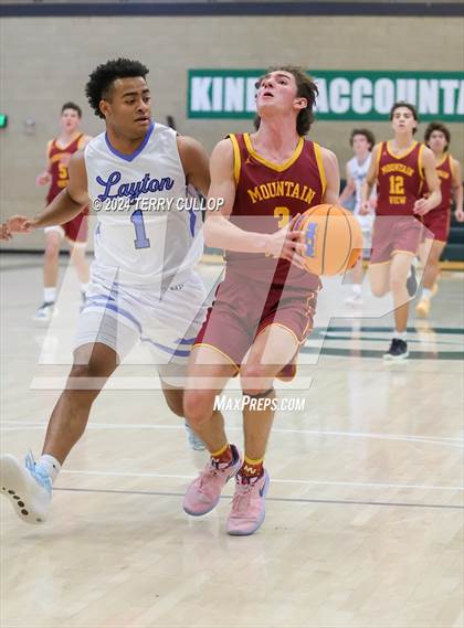 Thumbnail 2 in Mountain View vs. Layton (Utah Autism Holiday Classic) photogallery.