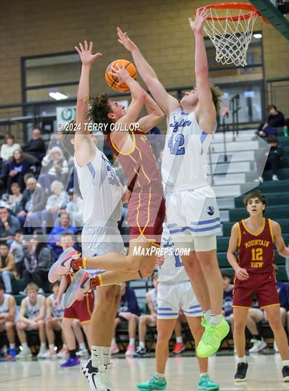 Thumbnail 2 in Mountain View vs. Layton (Utah Autism Holiday Classic) photogallery.