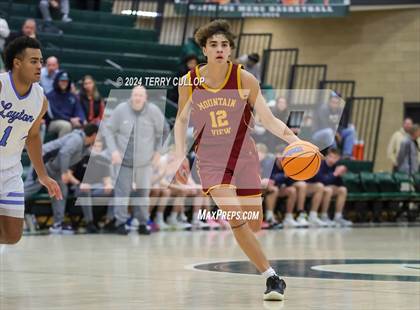 Thumbnail 3 in Mountain View vs. Layton (Utah Autism Holiday Classic) photogallery.