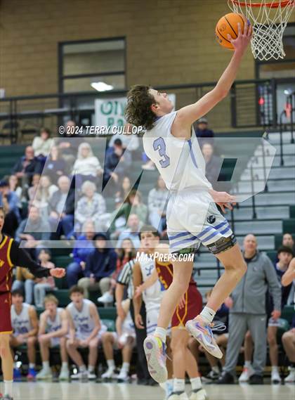 Thumbnail 3 in Mountain View vs. Layton (Utah Autism Holiday Classic) photogallery.