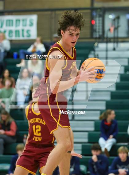 Thumbnail 2 in Mountain View vs. Layton (Utah Autism Holiday Classic) photogallery.