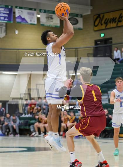 Thumbnail 2 in Mountain View vs. Layton (Utah Autism Holiday Classic) photogallery.