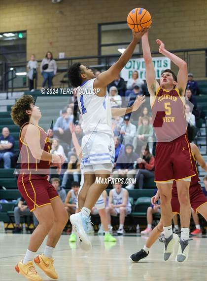 Thumbnail 2 in Mountain View vs. Layton (Utah Autism Holiday Classic) photogallery.