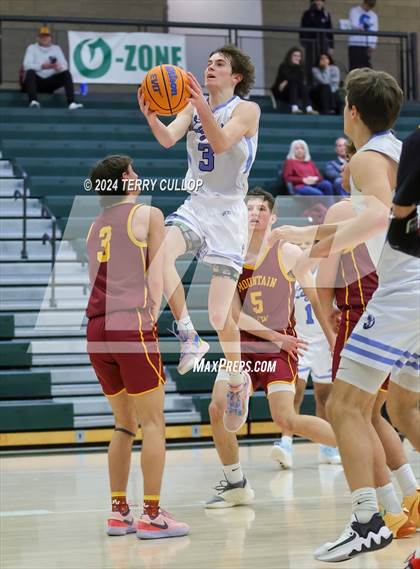 Thumbnail 3 in Mountain View vs. Layton (Utah Autism Holiday Classic) photogallery.