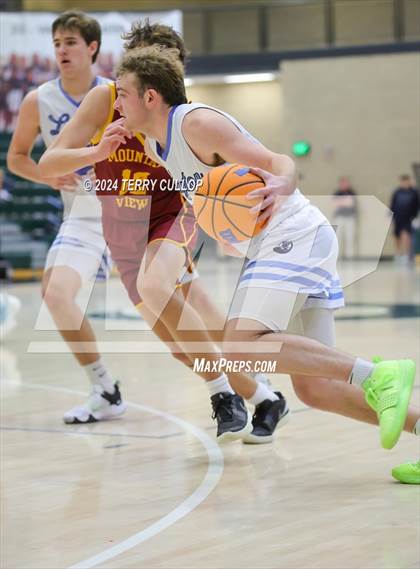 Thumbnail 2 in Mountain View vs. Layton (Utah Autism Holiday Classic) photogallery.