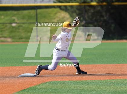 Thumbnail 1 in Draper APA vs. Maeser Prep Academy (UHSAA 2A Fall Semifinal) photogallery.