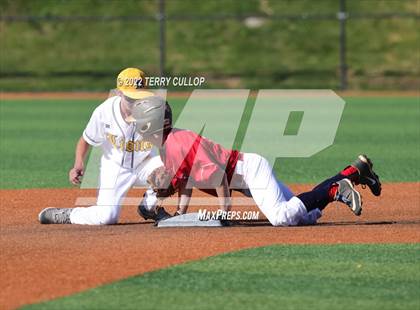 Thumbnail 3 in Draper APA vs. Maeser Prep Academy (UHSAA 2A Fall Semifinal) photogallery.