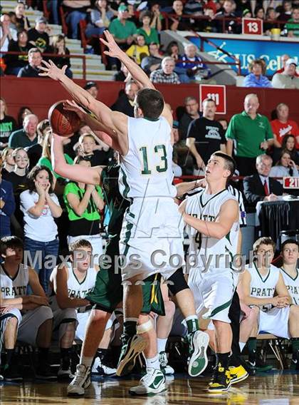 Thumbnail 3 in Pratt vs. Basehor-Linwood (KSHSAA 4A Semifinal) photogallery.