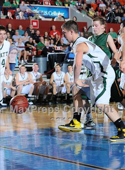 Thumbnail 3 in Pratt vs. Basehor-Linwood (KSHSAA 4A Semifinal) photogallery.