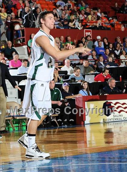 Thumbnail 1 in Pratt vs. Basehor-Linwood (KSHSAA 4A Semifinal) photogallery.
