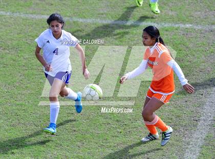 Thumbnail 3 in Brackenridge vs. Burbank photogallery.