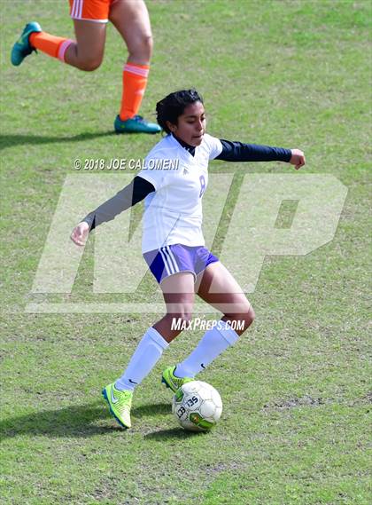 Thumbnail 2 in Brackenridge vs. Burbank photogallery.
