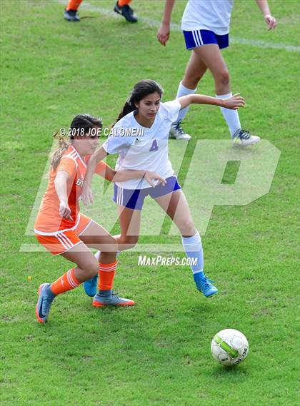 Thumbnail 3 in Brackenridge vs. Burbank photogallery.