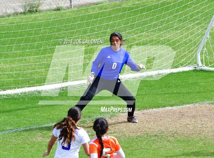 Thumbnail 2 in Brackenridge vs. Burbank photogallery.