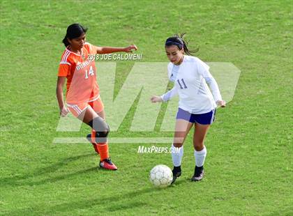Thumbnail 2 in Brackenridge vs. Burbank photogallery.