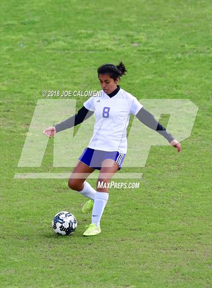 Thumbnail 2 in Brackenridge vs. Burbank photogallery.
