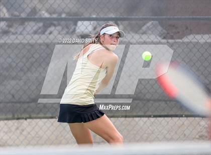 Thumbnail 1 in Raymore-Peculiar @ Lee's Summit (MSHSAA Class 3 District Championship) photogallery.