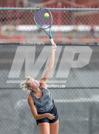 Thumbnail 3 in Raymore-Peculiar @ Lee's Summit (MSHSAA Class 3 District Championship) photogallery.